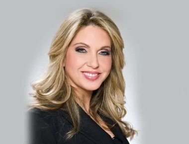 «Πανικός» στα εγκαίνια της Σοφίας Λουκέρη στην Αθήνα (βίντεο-φωτο)